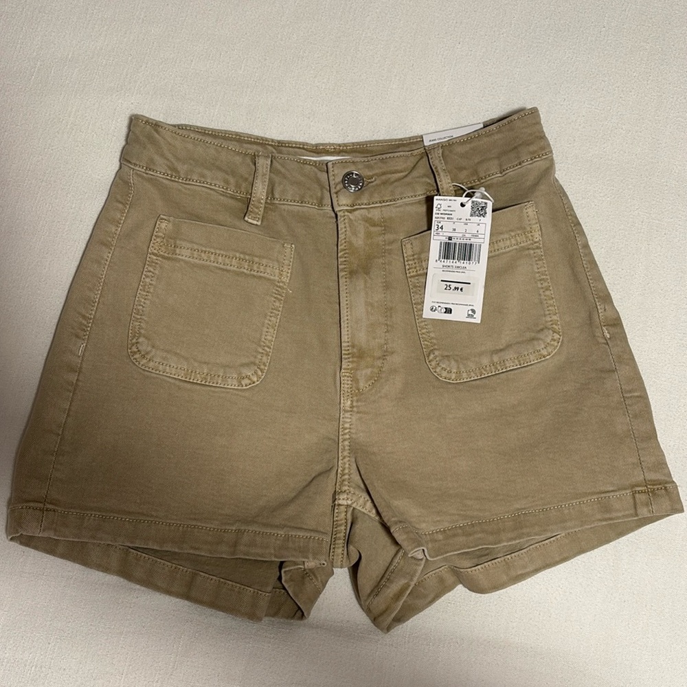 MANGO Bermuda Short in Size 2 NWT